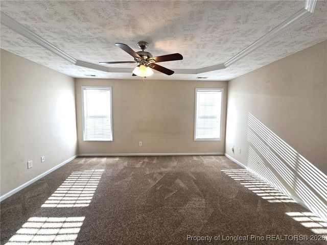 5241 Goshawk Drive, Hope Mills, NC 28348