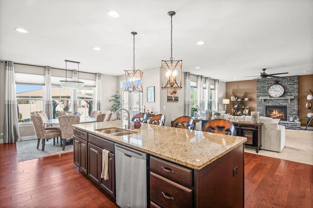 946 Glacial Falls Drive, Gilberts, IL 60136