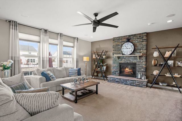 946 Glacial Falls Drive, Gilberts, IL 60136