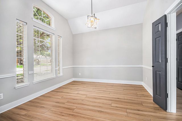 7643 Rainbow Bend Drive, Pasadena, TX 77505