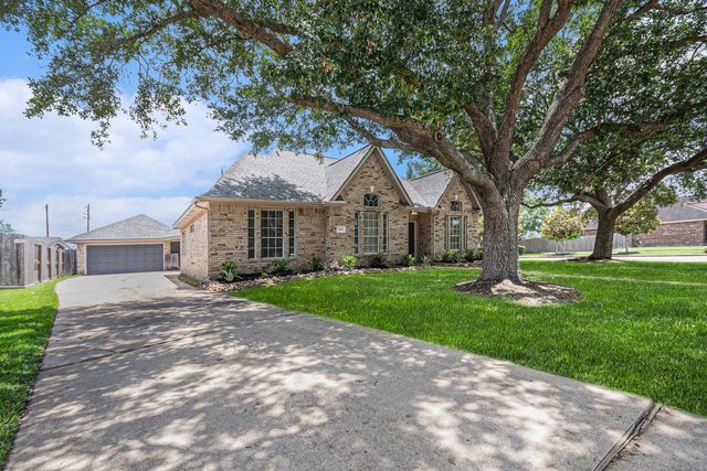 7643 Rainbow Bend Drive, Pasadena, TX 77505