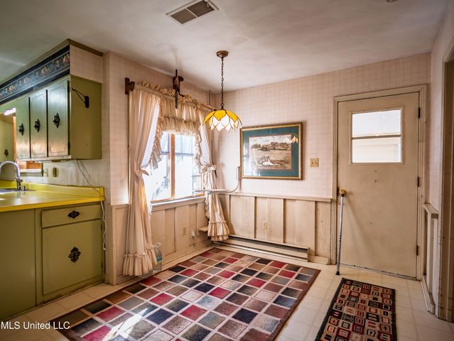 104 Shagbark Drive, Batesville, MS 38606