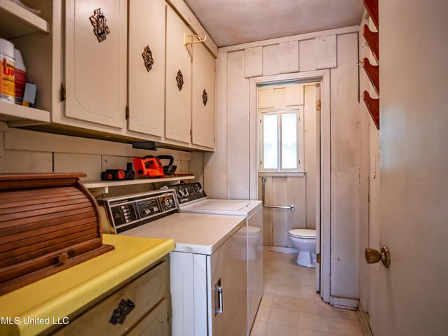 104 Shagbark Drive, Batesville, MS 38606