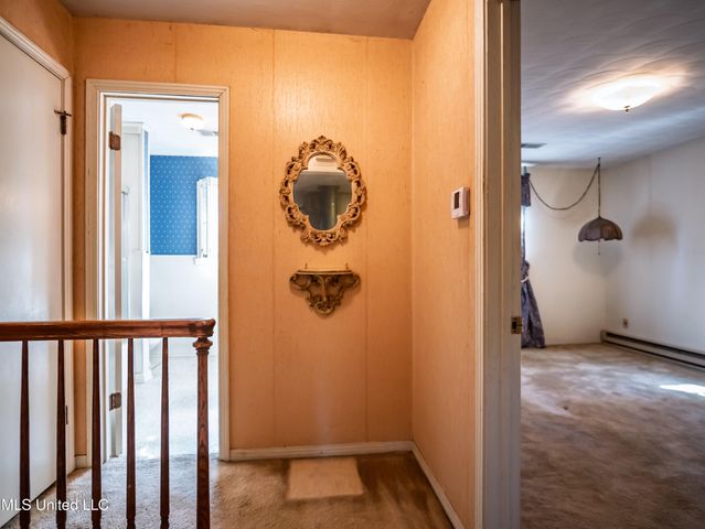 104 Shagbark Drive, Batesville, MS 38606
