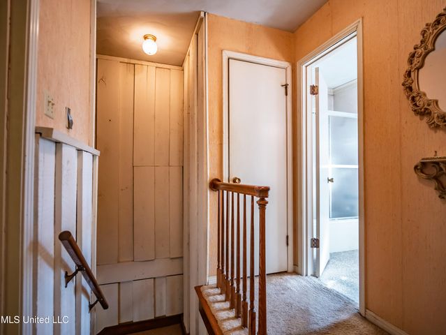 104 Shagbark Drive, Batesville, MS 38606