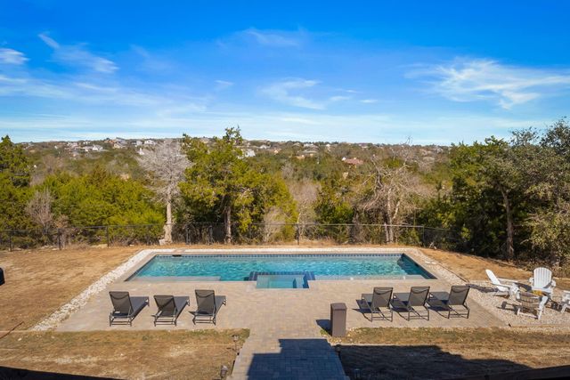 10512 Lake Park DR, Dripping Springs, TX 78620