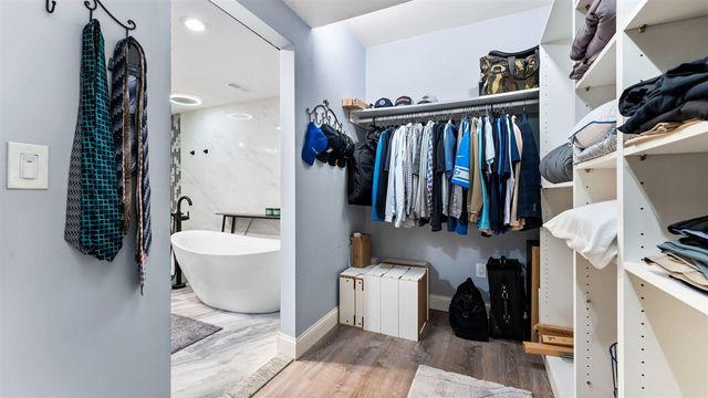 4160 Link Drive, Brighton, MI 48114