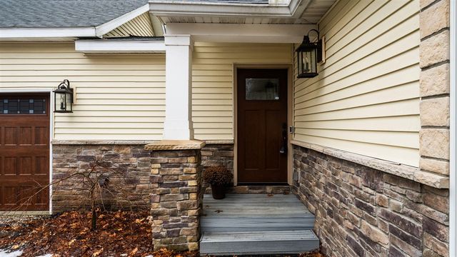 4160 Link Drive, Brighton, MI 48114