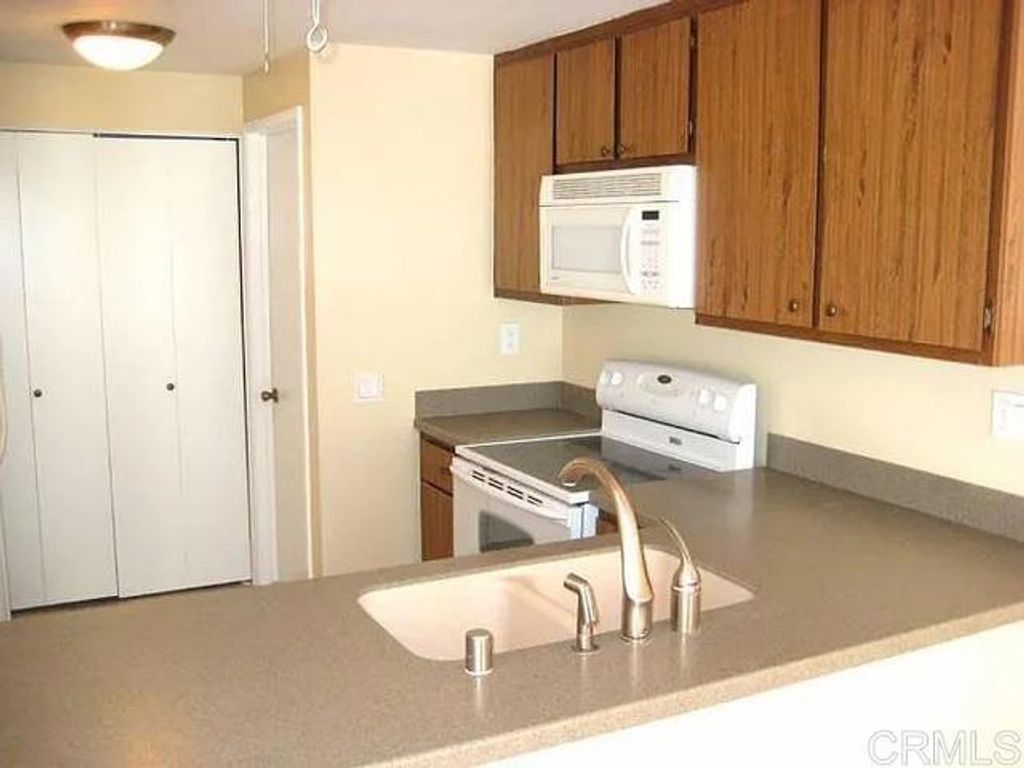 7056 Park Mesa Way 42, San Diego, CA 92111 — photo 4