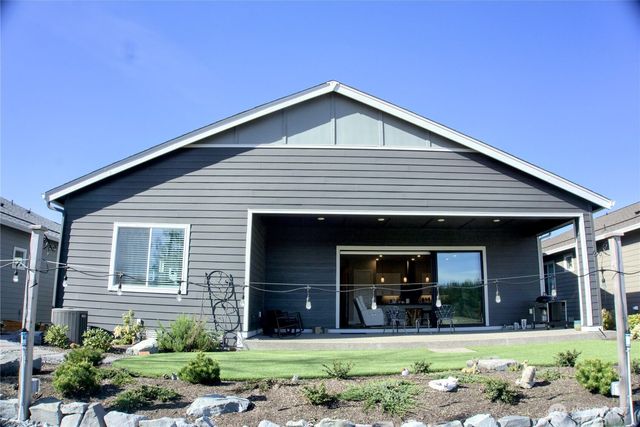 15528 174th Avenue Ct E, Bonney Lake, WA 98391