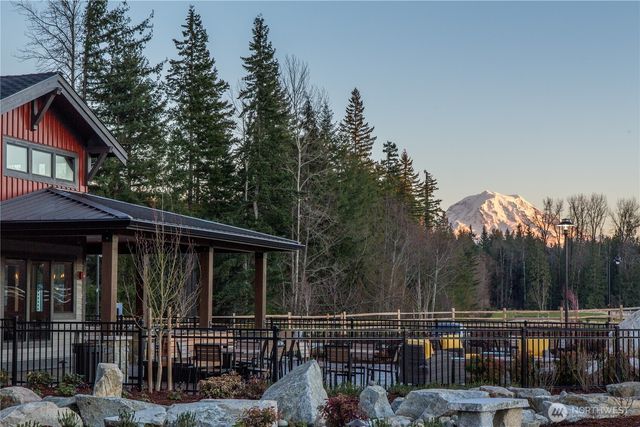 15528 174th Avenue Ct E, Bonney Lake, WA 98391