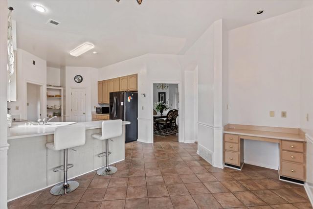 8863 TOTH CV, Memphis, TN 38016