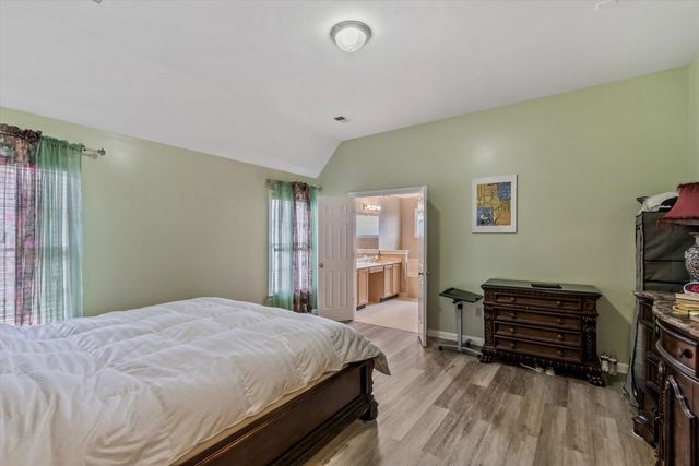 8863 TOTH CV, Memphis, TN 38016