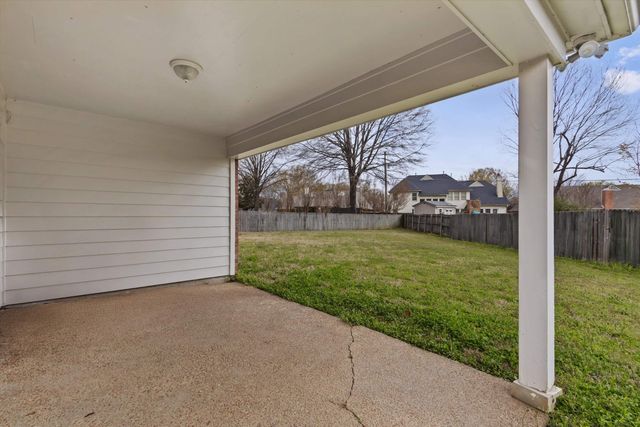 8863 TOTH CV, Memphis, TN 38016