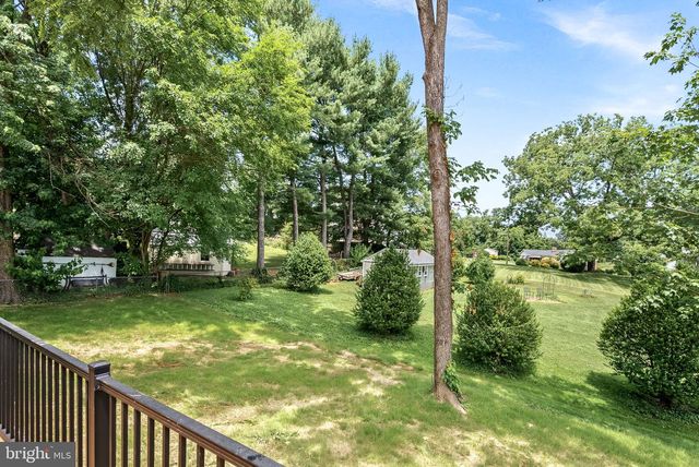 321 W J ST, Purcellville, VA 20132