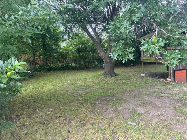 1711 Langford Street, Greenville, TX 75401