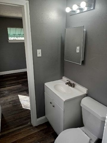 1711 Langford Street, Greenville, TX 75401