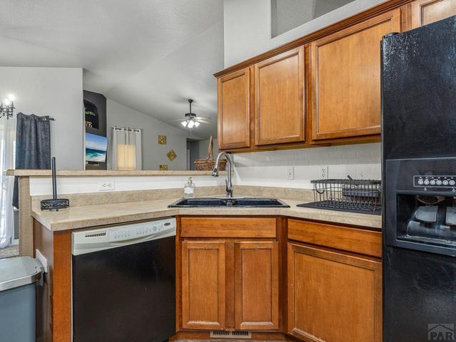 1140 W Shenandoah Dr, Pueblo West, CO 81007