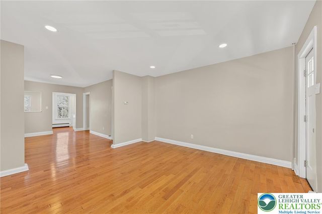 649 20th Street East, Northampton Boro, PA 18067