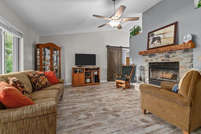 2181 BUFFLEHEAD LANE, Green Bay, WI 54311