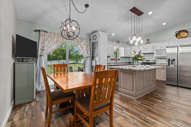 2181 BUFFLEHEAD LANE, Green Bay, WI 54311