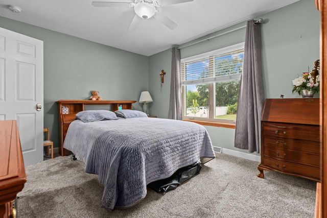 2181 BUFFLEHEAD LANE, Green Bay, WI 54311