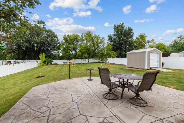 2181 BUFFLEHEAD LANE, Green Bay, WI 54311
