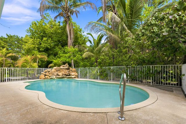 17603 82ND N, The Acreage, FL 33470