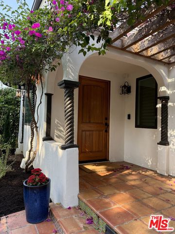 758 N Mccadden Place, Los Angeles, CA 90038