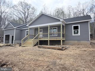 411 CARDINAL DR, Winchester, VA 22602