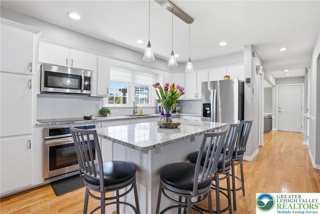 1822 Mark Twain Circle, Hanover Twp, PA 18017