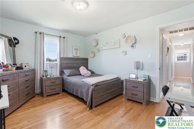 1822 Mark Twain Circle, Hanover Twp, PA 18017