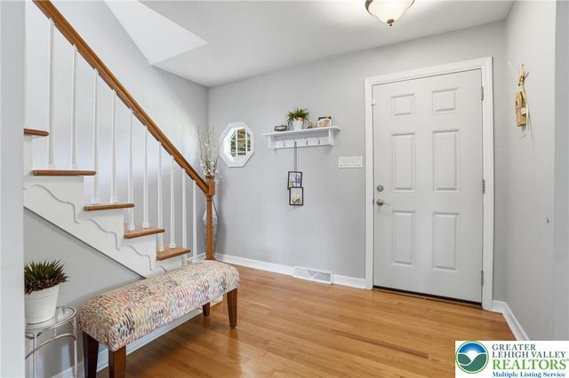 1822 Mark Twain Circle, Hanover Twp, PA 18017