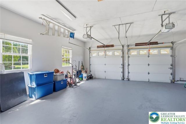 1822 Mark Twain Circle, Hanover Twp, PA 18017