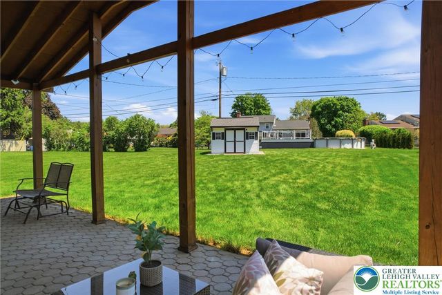 1822 Mark Twain Circle, Hanover Twp, PA 18017