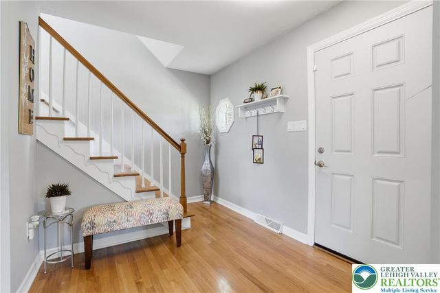 1822 Mark Twain Circle, Hanover Twp, PA 18017