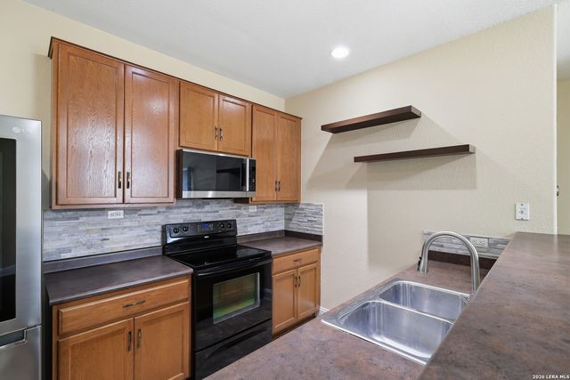 10131 MAPLE RNCH, San Antonio, TX 78245
