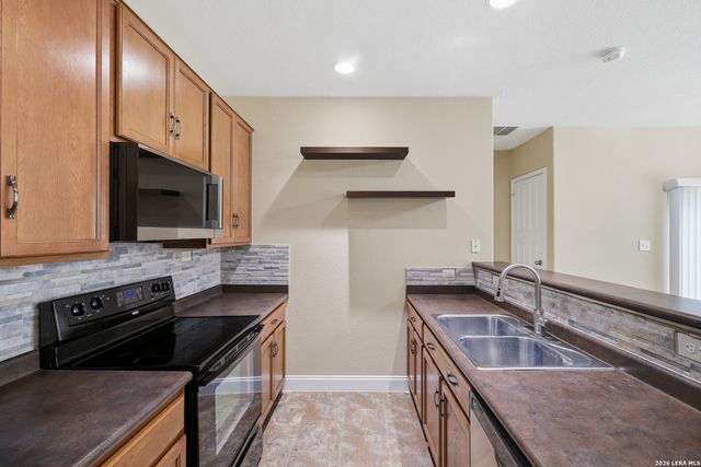 10131 MAPLE RNCH, San Antonio, TX 78245