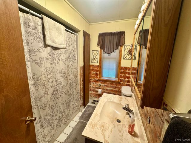 510 Logan Street, Crystal Falls, MI 49920