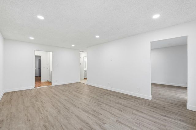 1579 Branham Lane, San Jose, CA 95118