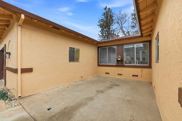 1579 Branham Lane, San Jose, CA 95118
