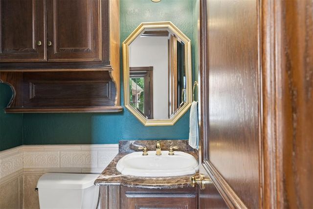 15109 Stoney Spring Road, Edmond, OK 73013