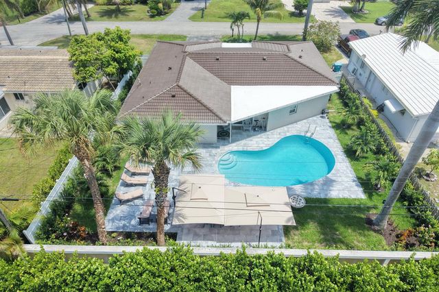 632 Las Palmas Park, Boynton Beach, FL 33435