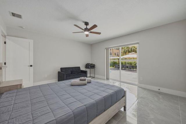 632 Las Palmas Park, Boynton Beach, FL 33435