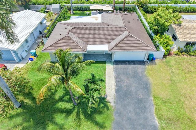 632 Las Palmas Park, Boynton Beach, FL 33435