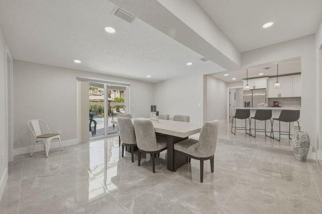 632 Las Palmas Park, Boynton Beach, FL 33435
