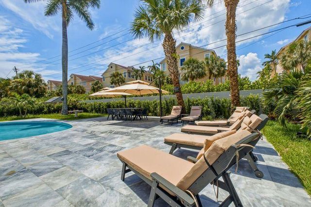 632 Las Palmas Park, Boynton Beach, FL 33435