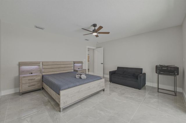 632 Las Palmas Park, Boynton Beach, FL 33435