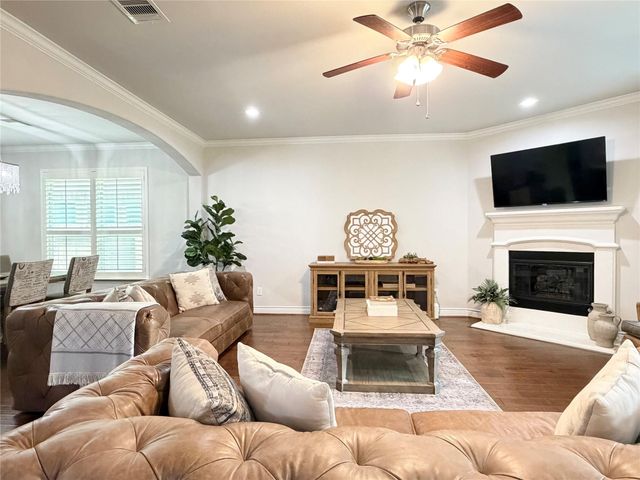 572 Southampton Lane, League City, TX 77573