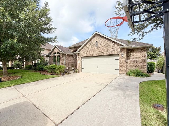 572 Southampton Lane, League City, TX 77573